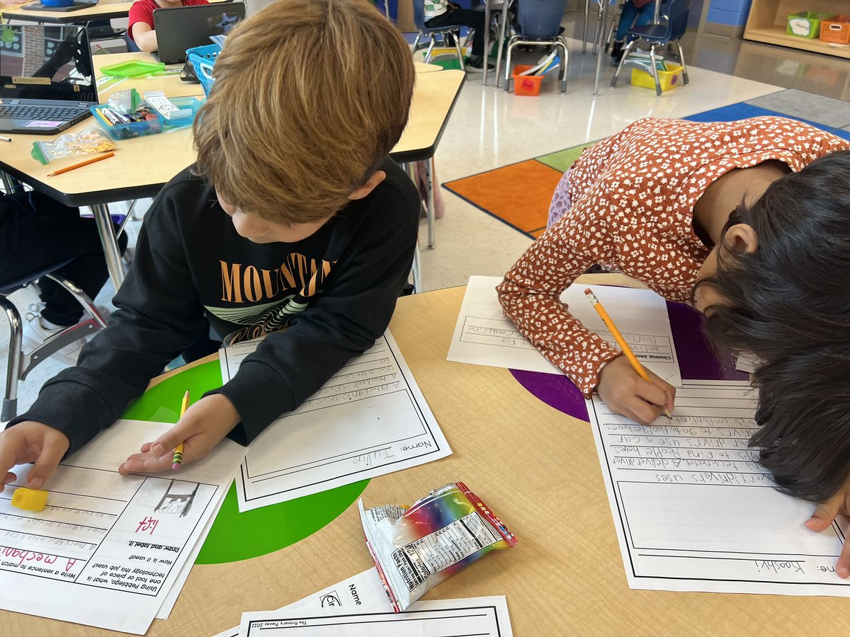 ms_grinham's tweet photo. These #FabulousFirsties are working hard on their writing. We researched how jobs use different forms of technology to help workers be efficient. Today we combined our research into a writing piece. https://t.co/p6TZZMbAxa