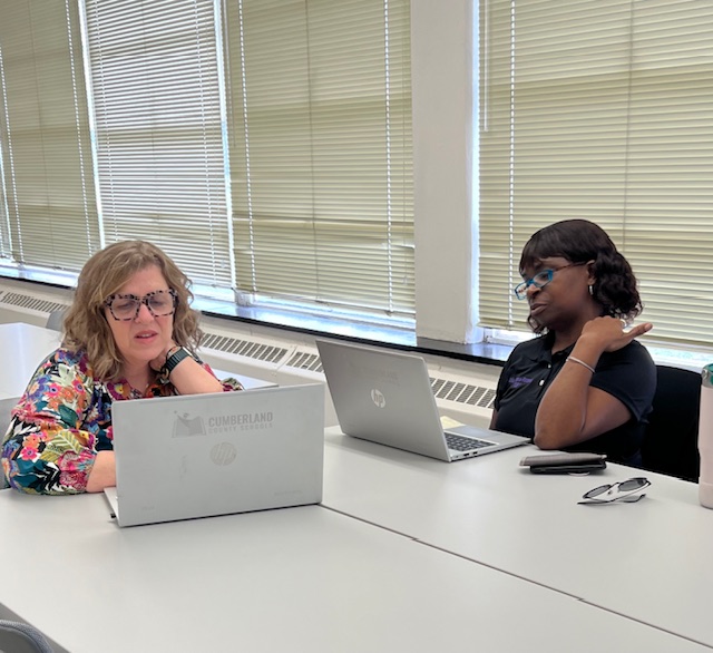 BrysonEducator (@educatorbryson) on Twitter photo AIG Middle School teachers exam lessons/standards for ELA/Math/SEL in Byrdseed TV. AIG Specialist, Makkeddah Gilchrist, leads a follow up discussion. <a href="/CumberlandCoAIG/">CumberlandCoAIG</a> #AIGallday AIG Middle School teachers exam lessons/standards for ELA/Math/SEL in Byrdseed TV. AIG Specialist, Makkeddah Gilchrist, leads a follow up discussion. <a href="/CumberlandCoAIG/">CumberlandCoAIG</a> #AIGallday