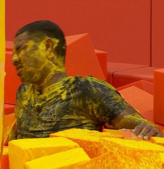 É sério que em pleno dia da mulher, a torcida insuportável, desse vitimista do Davi vai querer inválidar o esforço e dedicação da Bia, por não ter desistido da prova pro alecrim dourado vencer? Para que tá feio, a Bia ganhou por méritos próprios! Não venham desmerecer ela.
#BBB24