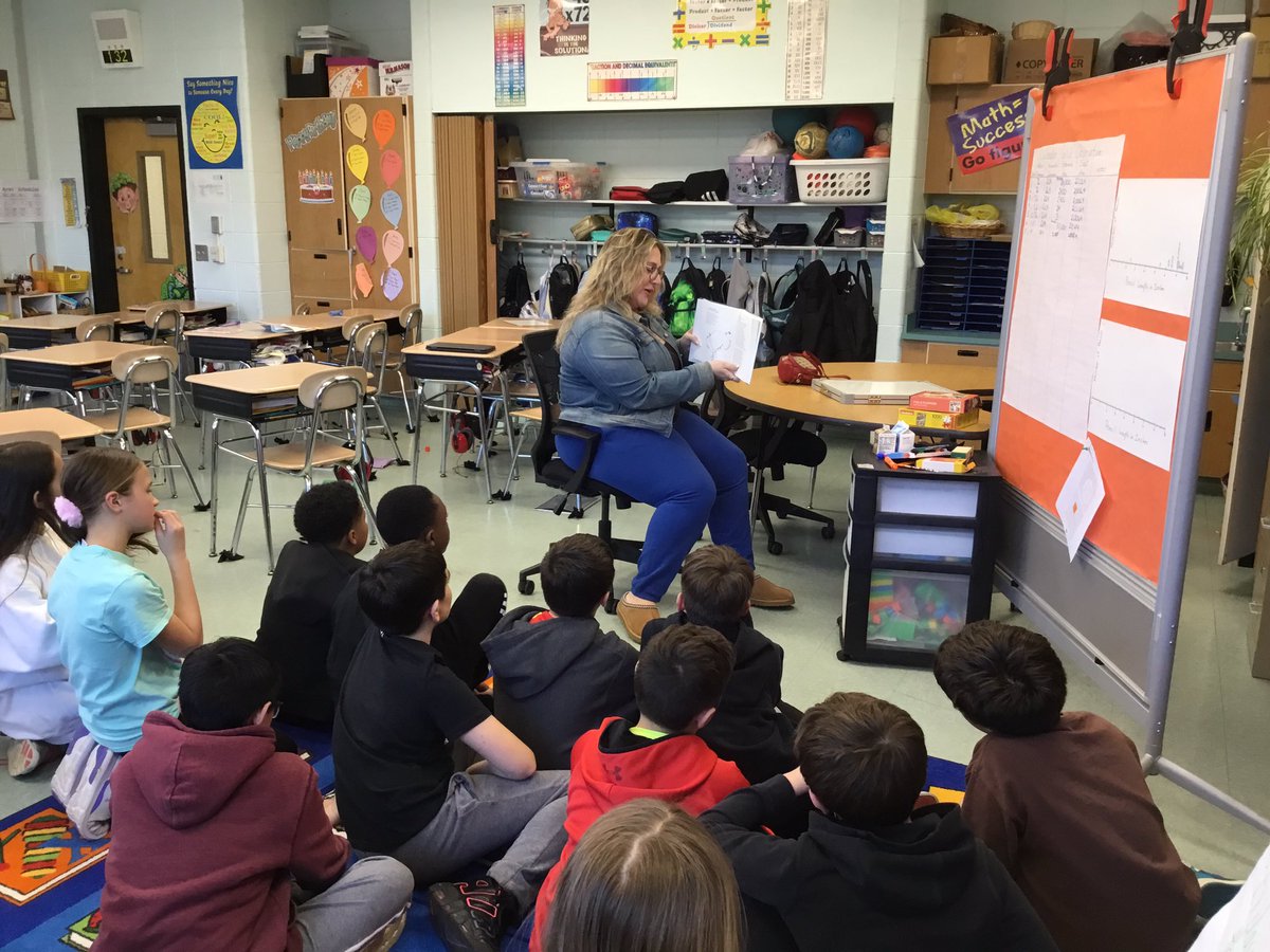 Mrs. Ayres tweet media