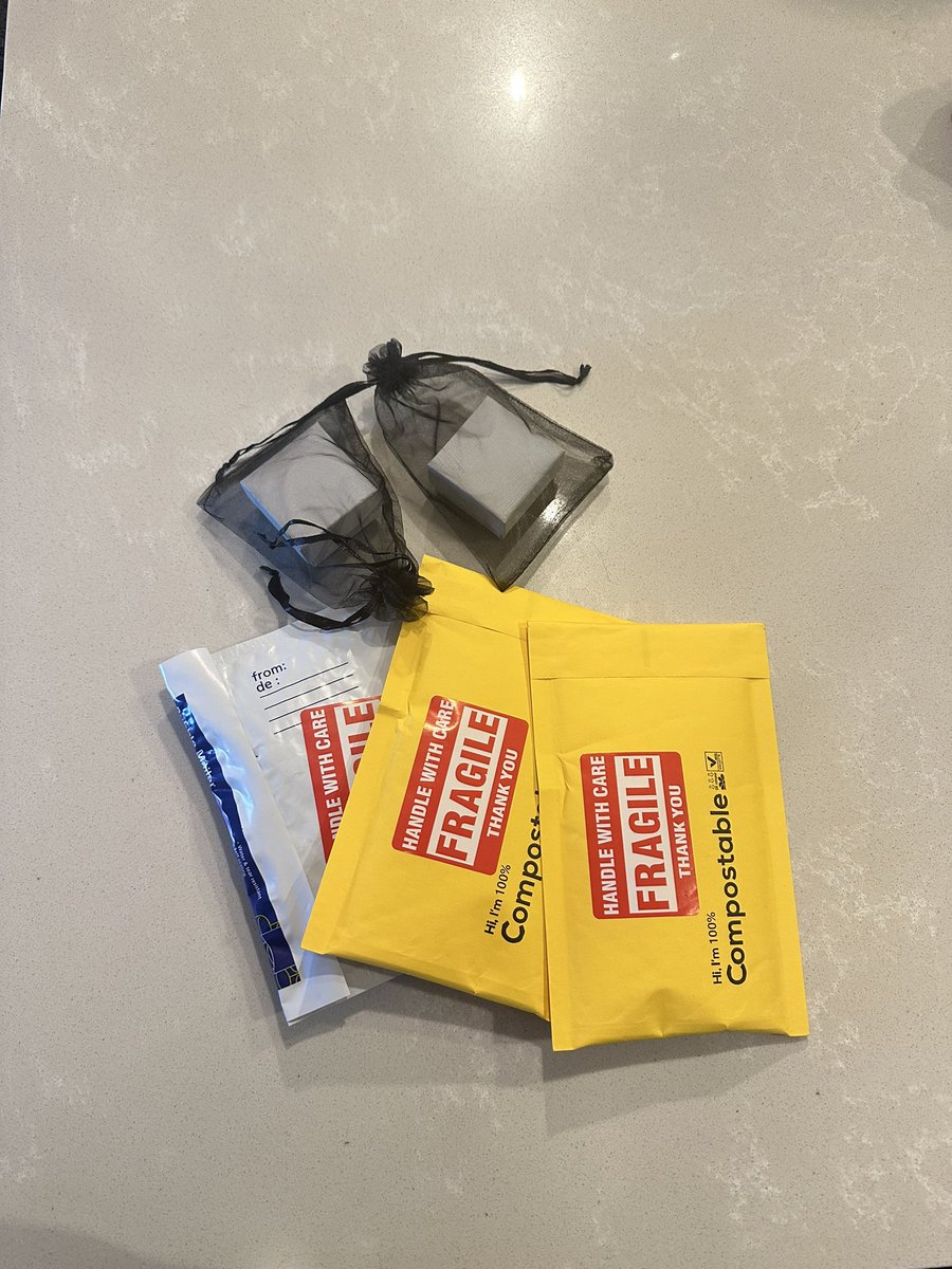 Post office day!🫶🖤

Don’t forget about my 40% off sale valid until March 31st!✨