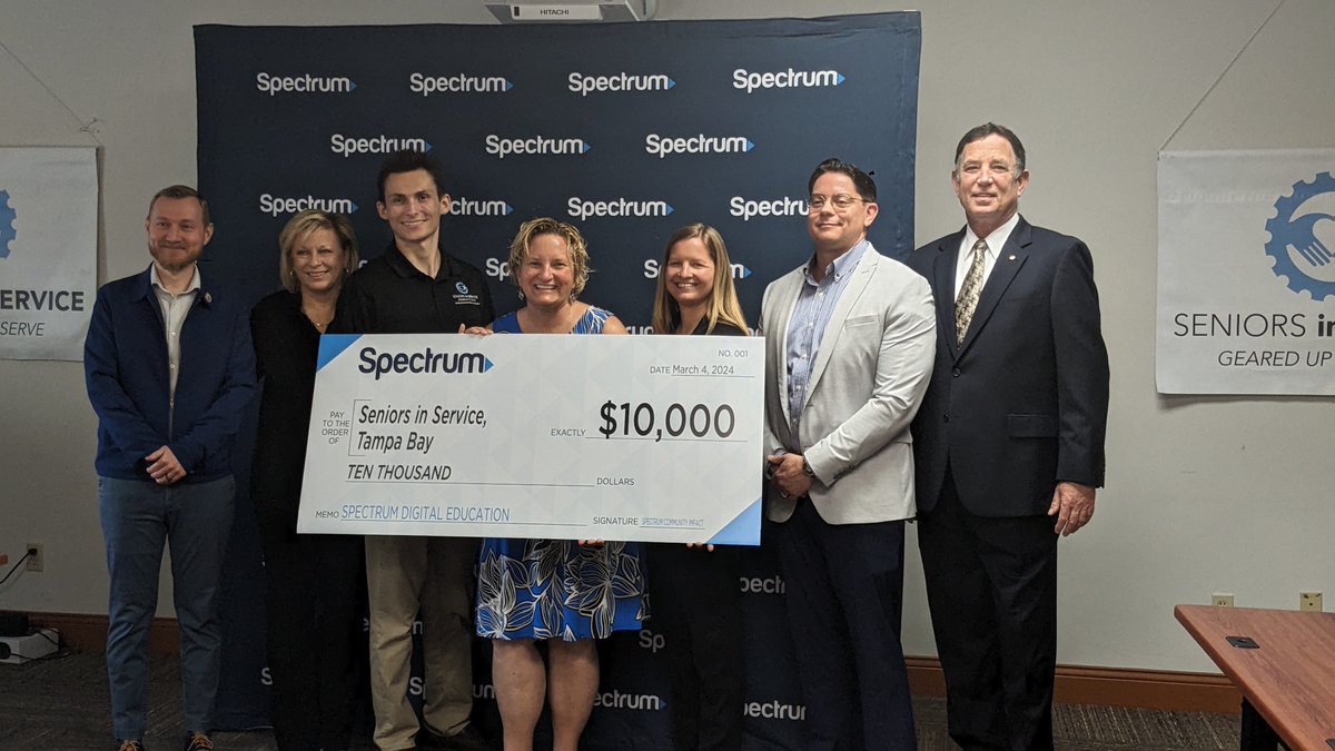 Spectrum presented Seniors In Service of Tampa Bay a $10,000 Spectrum Digital Education grant to support “Operation: Veteran Connect,” the organization’s program designed to empower veterans with digital literacy. #SpectrumCommunityImpact