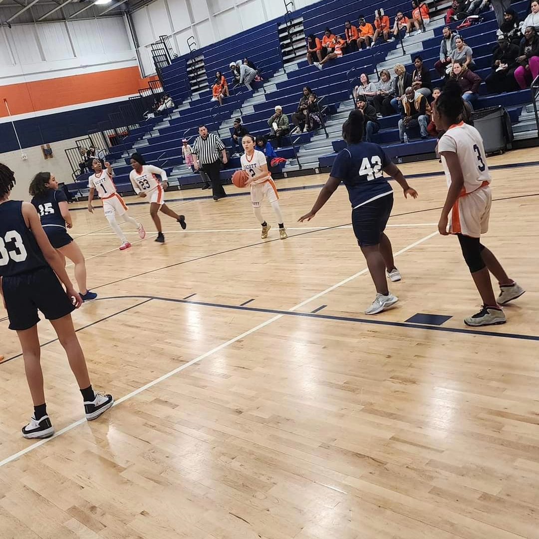 ScorpionsSms's tweet photo. 7th Grade Girls Basketball season Finale vs Krueger. Congratulations to Coach Britt, Coach Cicillian, Coach Fehr and all the Scott Scorpions Girls Basketball Players on a great season. https://t.co/aE0pi9oVQN