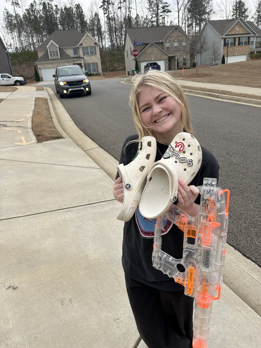 foundfathers0's tweet photo. Too bad you lost your dog and shoes☹️ @NerfsOfSteel https://t.co/pbqhSPe3eG