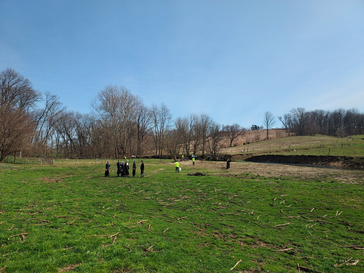 KimIngram22's tweet image. #Trout stocking has begun @lshspioneers @LSPioneers My students were rock stars while helping the @pafishandboat fill our steams with beautiful fish!! #community #lovewhereyoulive #LoveWhatYouDo #lifeskills