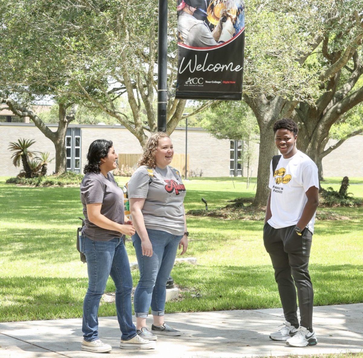 Alvin College tweet media