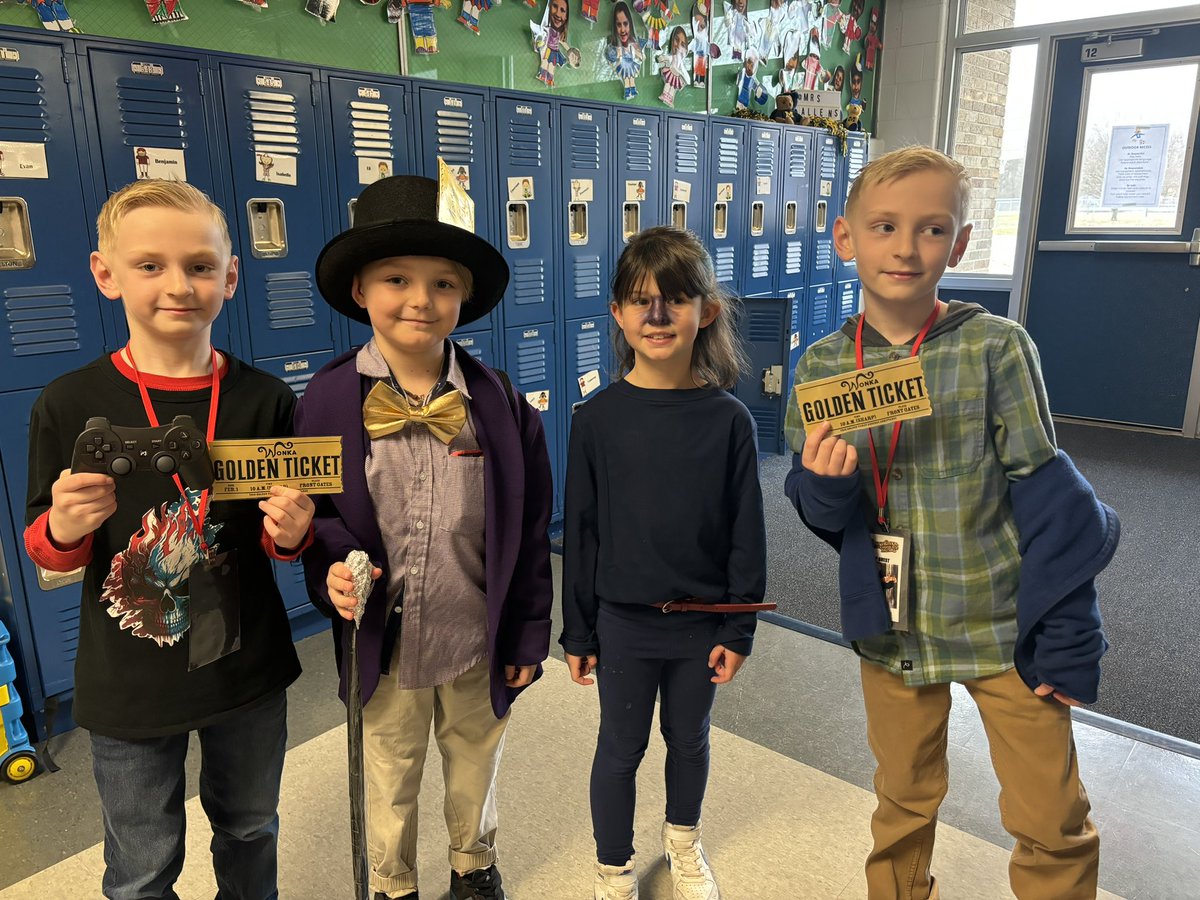 SeiterMrs's tweet photo. Dress like your favorite book character brought some great smiles to 2nd grade today! @CoolidgeCougars https://t.co/qEbKCbfEKd
