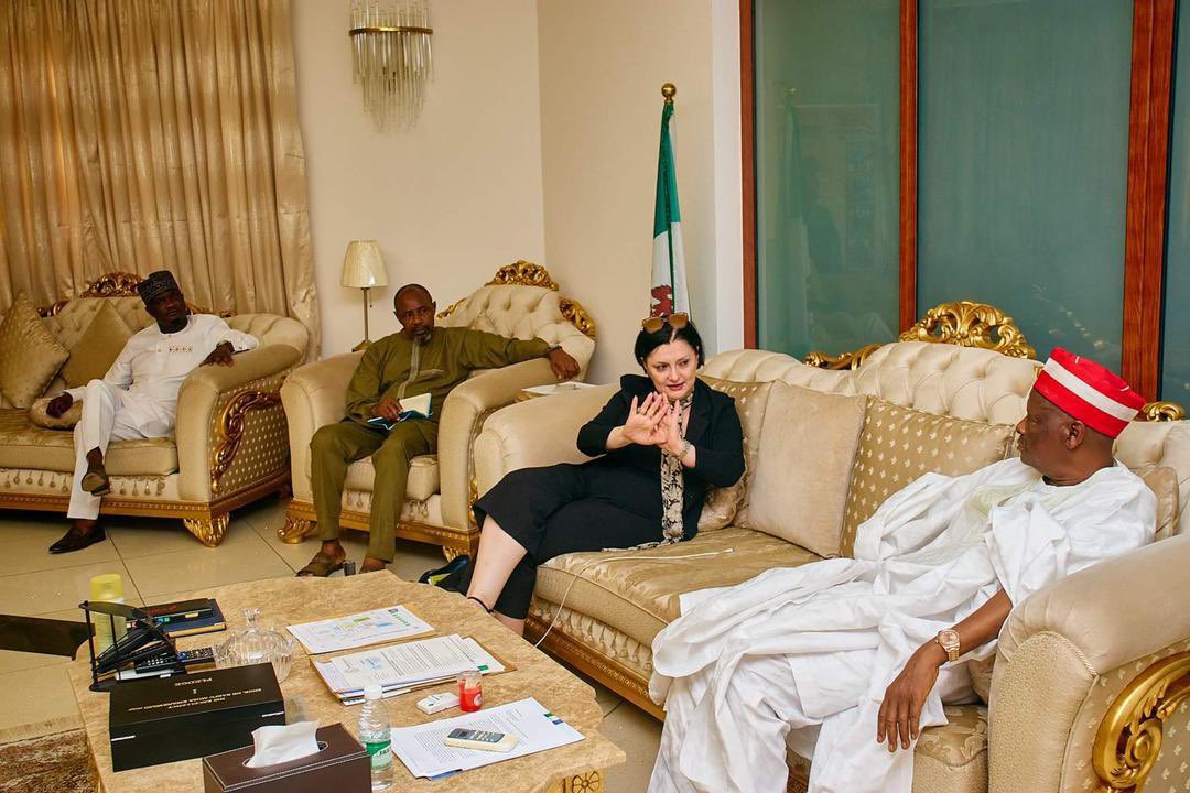 Earlier today, I received a delegation from the European Union (EU) to Nigeria, led by Ambassador Samuela Isopi, at my residence in Abuja. We had a fruitful discussion on issues of national and international interest. - RMK
