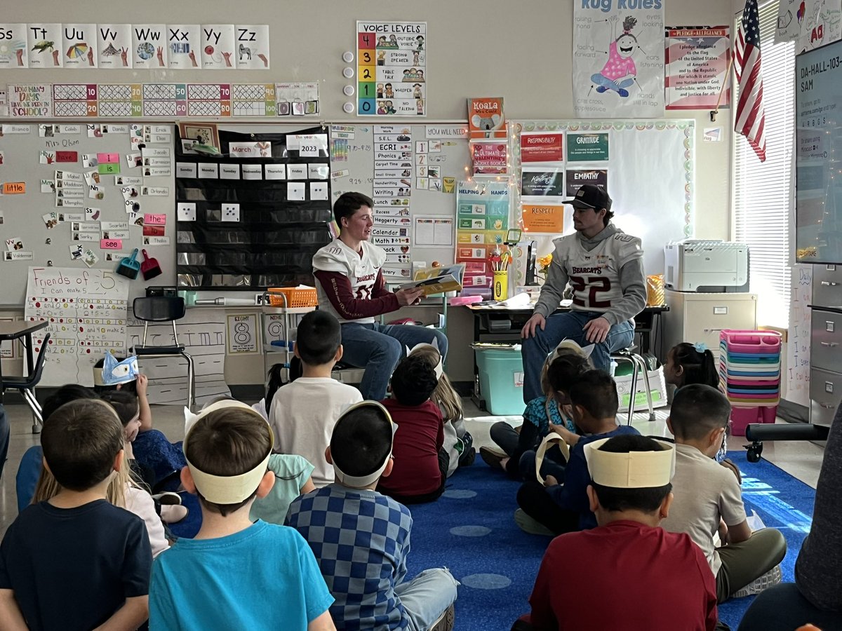 It was a blast taking part in Read Across America at Hallman Elementary! Thanks for having us, Huskies!