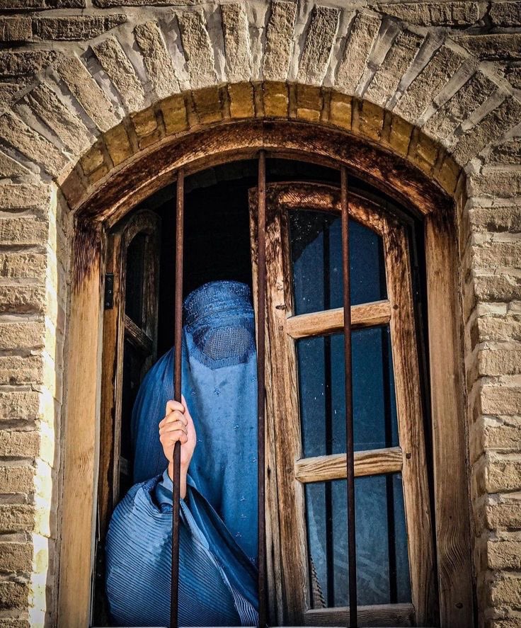 This image reflects the harsh reality of women in Afghanistan: stripped of their identity and basic rights, including dignity and freedom. I wonder what we are celebrating today? Knowing that our sisters back home can't even breathe freely. I feel suffocated thinking about how…