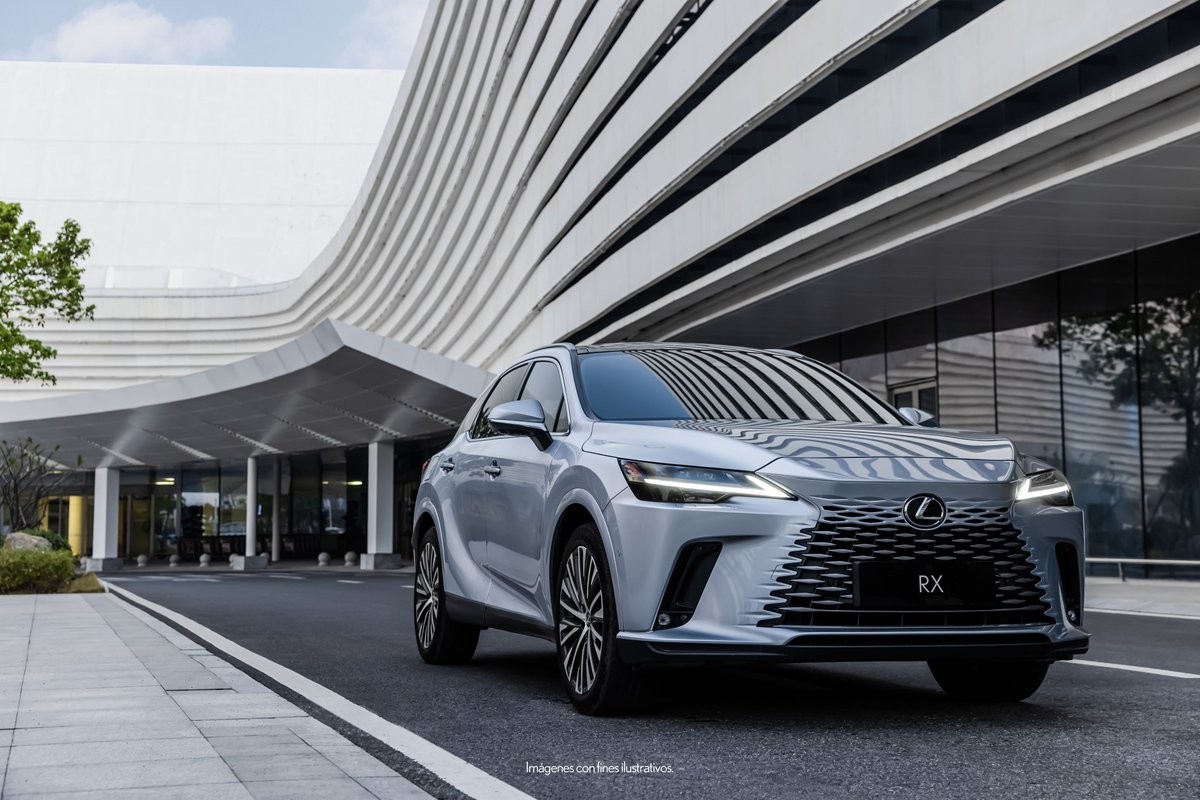 Forbes_Mexico's tweet photo. RX 350h, RX 500h F-SPORT y RX 350 son algunas de las SUV que hacen de Lexus un líder del segmento luxury. Visita tu distribuidor más cercano y vive la innovación de RX 350h con Invitation to Lexus Sales Event. #Lexus #InvitationToLexus #RX #ActitudSinLimites #ForbesContent https://t.co/VS3dTREFaT