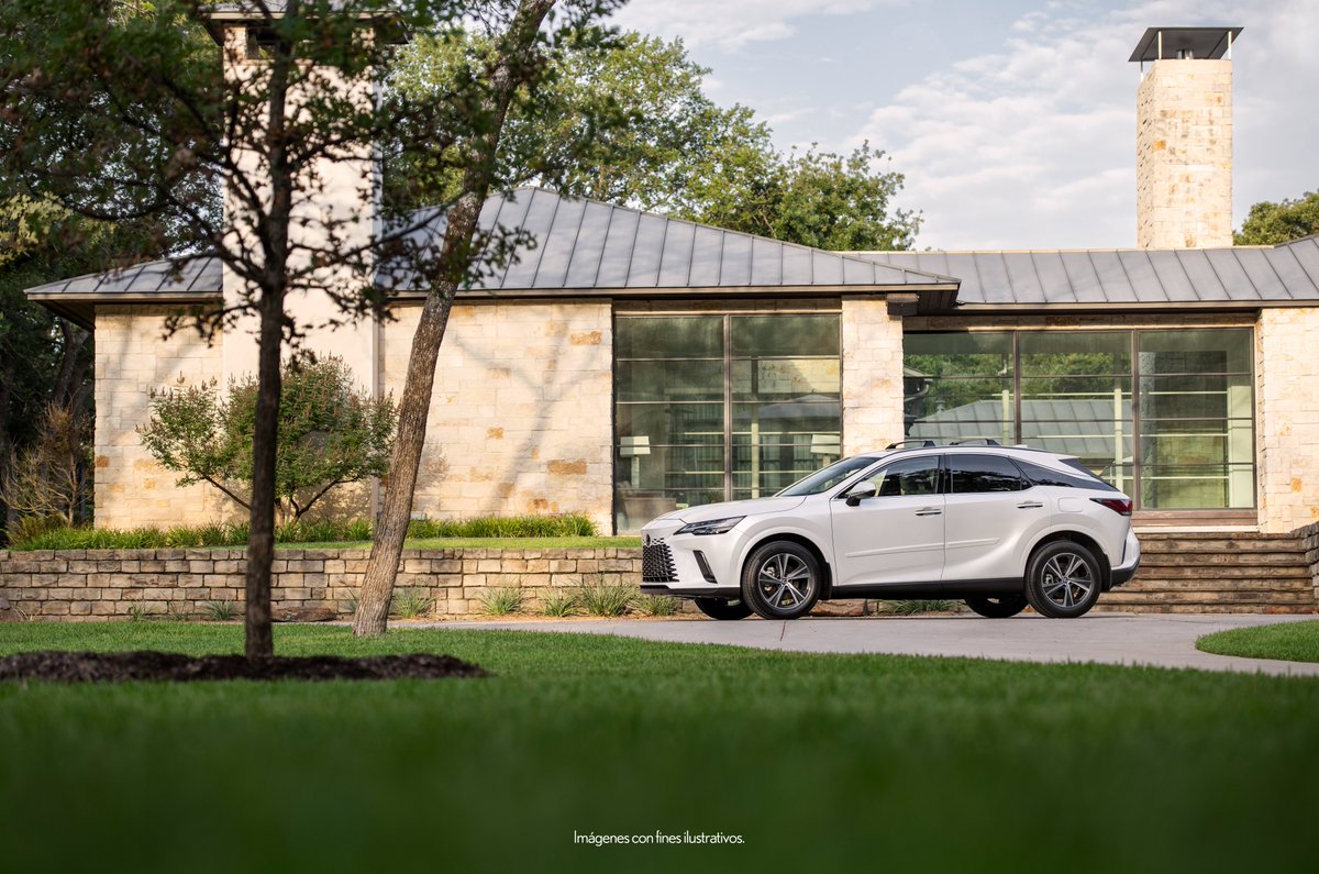 Forbes_Mexico's tweet photo. RX 350h, RX 500h F-SPORT y RX 350 son algunas de las SUV que hacen de Lexus un líder del segmento luxury. Visita tu distribuidor más cercano y vive la innovación de RX 350h con Invitation to Lexus Sales Event. #Lexus #InvitationToLexus #RX #ActitudSinLimites #ForbesContent https://t.co/VS3dTREFaT