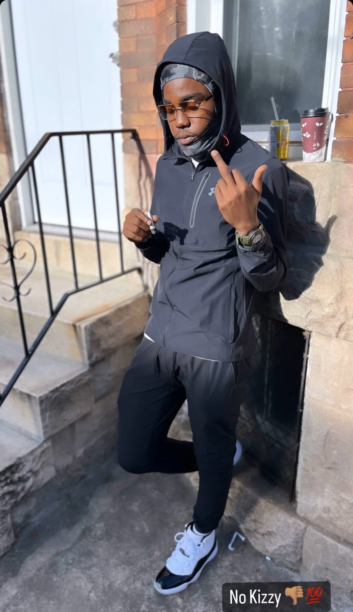 We over cooked him every time we bump I like my 🥩 ruff  broski go to work its not a job he just take stuff 🖤🥷🏾🦅👣💰 #Thisrunforthetrenches🤑