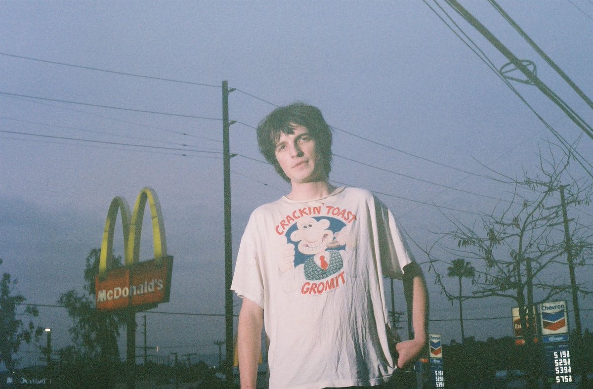 Check out my piece on Slow Hollows (<a href="/__teeks/">Austin Feinstein</a>) via <a href="/ImposeMagazine/">IMPOSE Magazine</a> ! buff.ly/3PcapYV