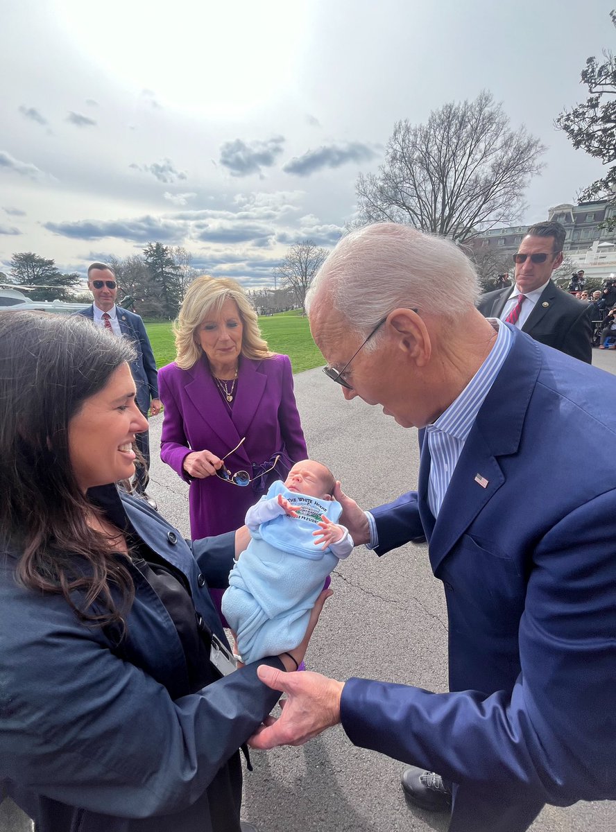 Baby Judah meeting the boss 🇺🇸 Hoping my son grows up to be as kind, empathetic, and caring as @POTUS.