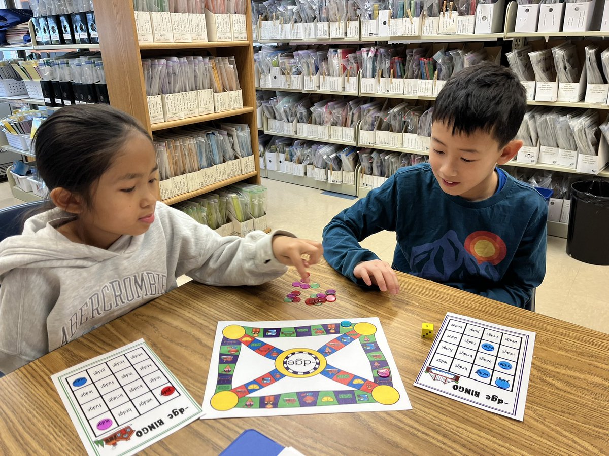 MosaicES_Reading tweet media