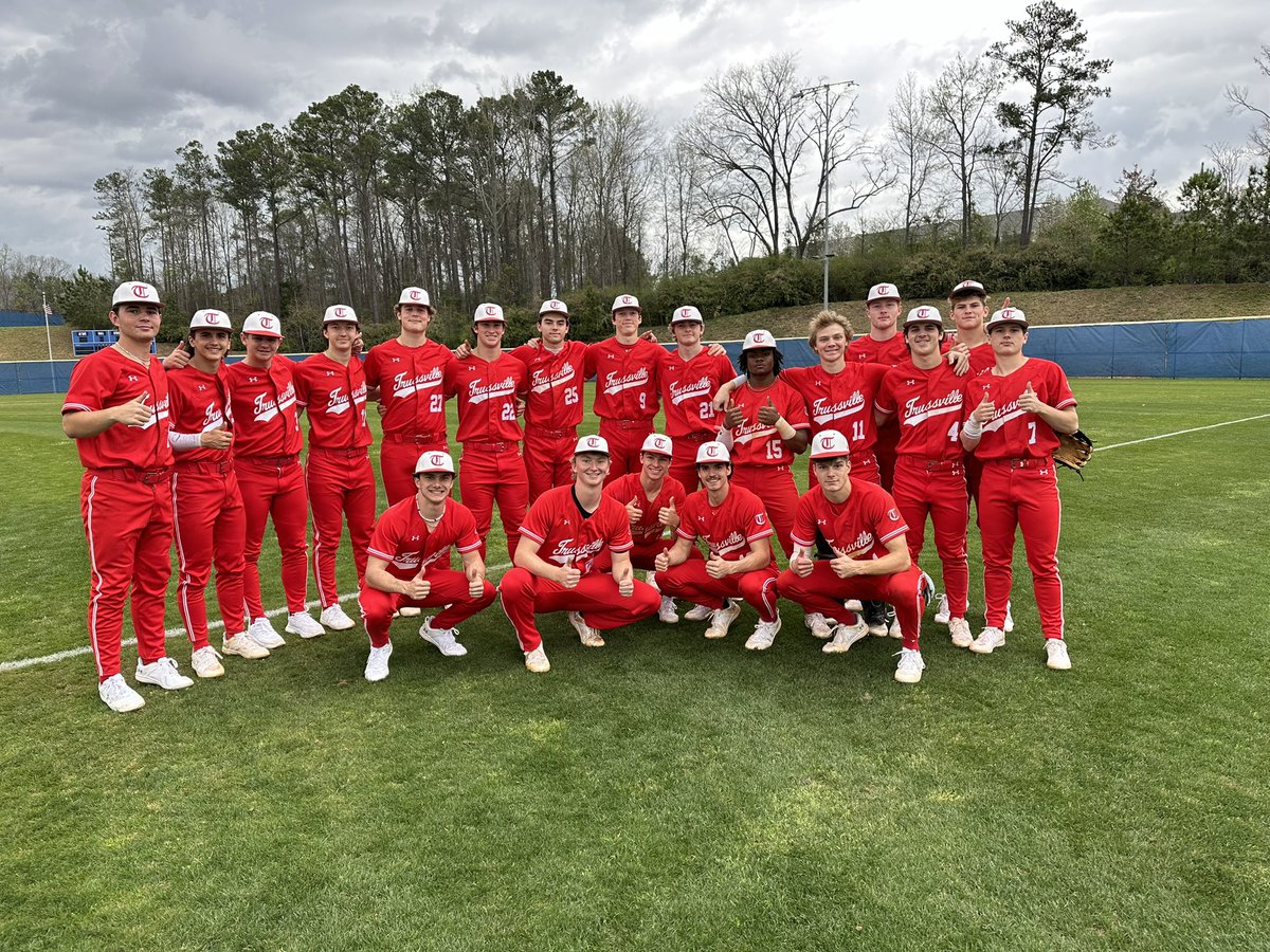 Varsity wins 7-4. <a href="/DylanLewkutz/">Dylan Lewkutz</a> winning pitcher 5 + innings. <a href="/TreyTyldesley/">Trey Tyldesley</a> save 1 + innings with 3 K’s. <a href="/brettmoseley1/">brett moseley</a> 2 hits with BOMB &amp; 3 RBI’s, <a href="/colbydurden18/">Colby Durden</a> OPPO BOMB, <a href="/Rob4wright/">Rob Wright</a> 2 hits, <a href="/SteeleHall6/">Steele Hall</a>, <a href="/C_Simp28/">Cameron Simpson</a> <a href="/CarsonZeitvogel/">Carson Zeitvogel</a> hit each. <a href="/CarsonWideman25/">Carson Wideman</a> RBI. #RC