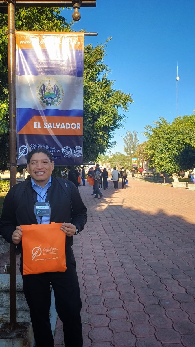 Nuestro docente e investigador, Mtro. Omar Otoniel Flores Cortez, participó hoy en el Congreso Internacional de Investigación e Innovación, con la ponencia de su proyecto Implementación de una red de monitoreo de calidad del aire con IoT en El Salvador.