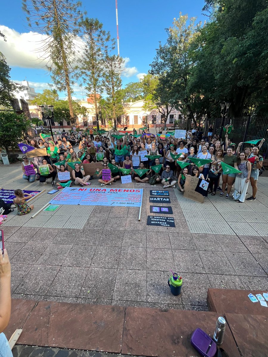 carolarod2's tweet photo. En la plaza más que nunca #8M . Posadas Misiones levanta los puños y alza la voz https://t.co/IzkSb547sM