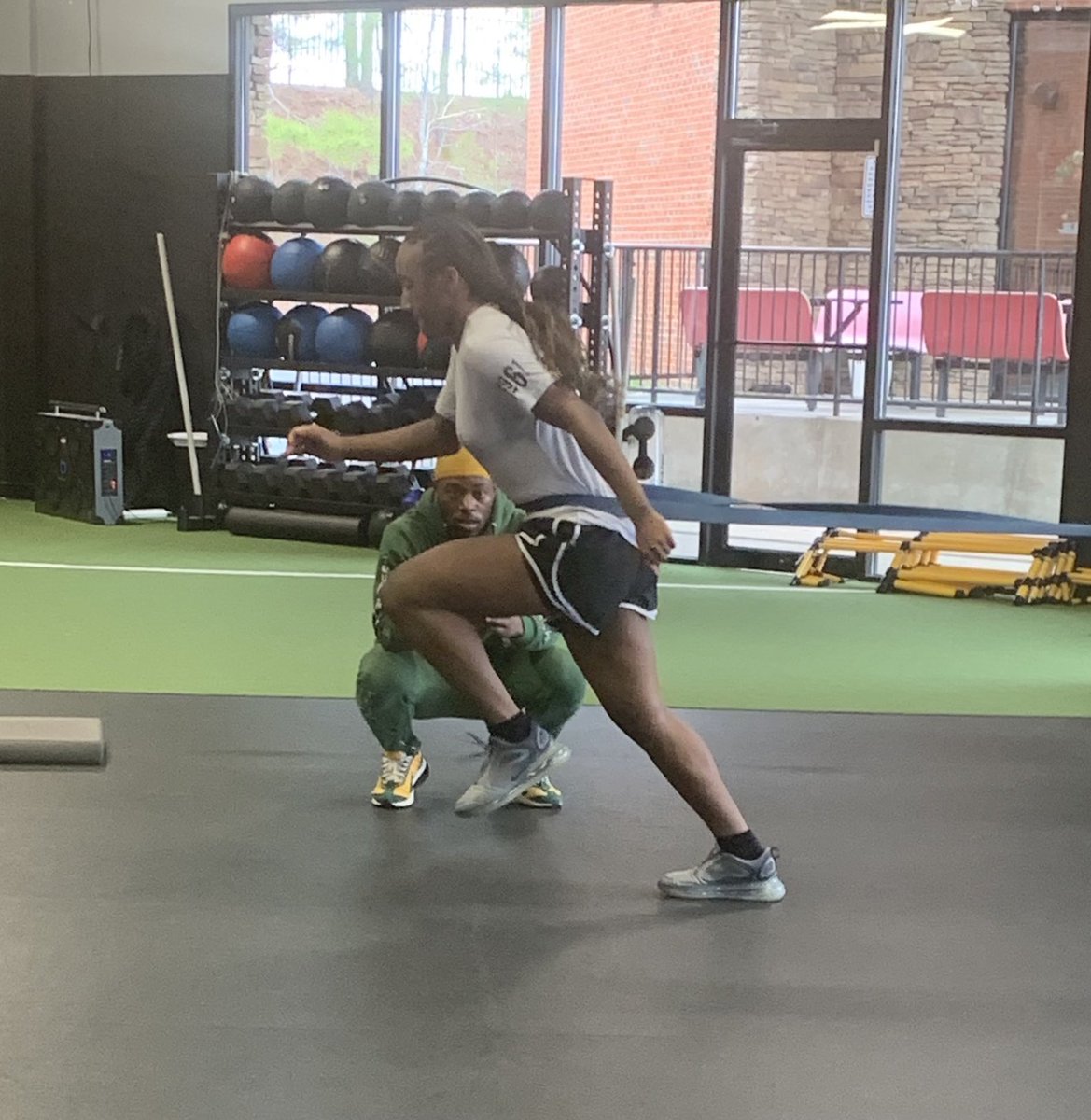 Elaina Parker tweet media