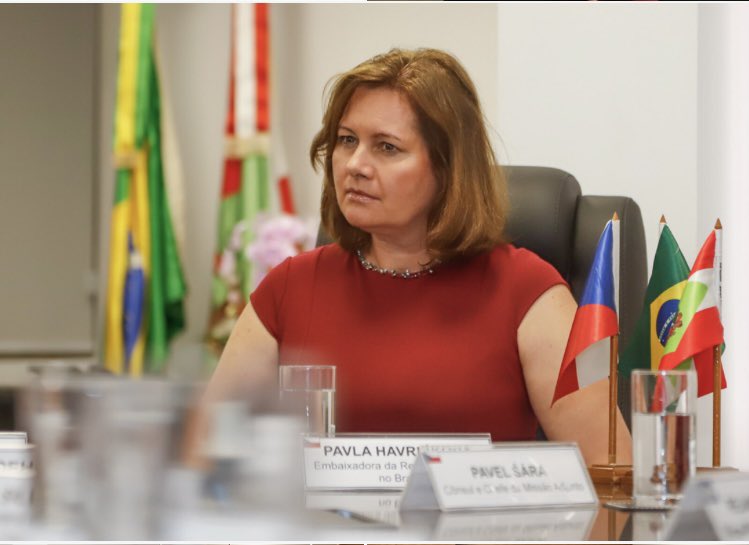Honoured to Imeet the vice-governor of the 🇧🇷 state of Santa Catarina, Marilisa Boehm. In addition to the potential of bilateral cooperation, we talked about gender parity, a topic that is very important to both of us.    Credits:@GovSC