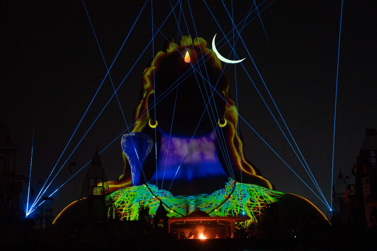 kishen_den's tweet photo. The world may be asleep, but at ISHA, we're wide awake, basking in the glory of Mahashivratri. #AwakeWithAdiyogi https://t.co/mvrkw01Dcx