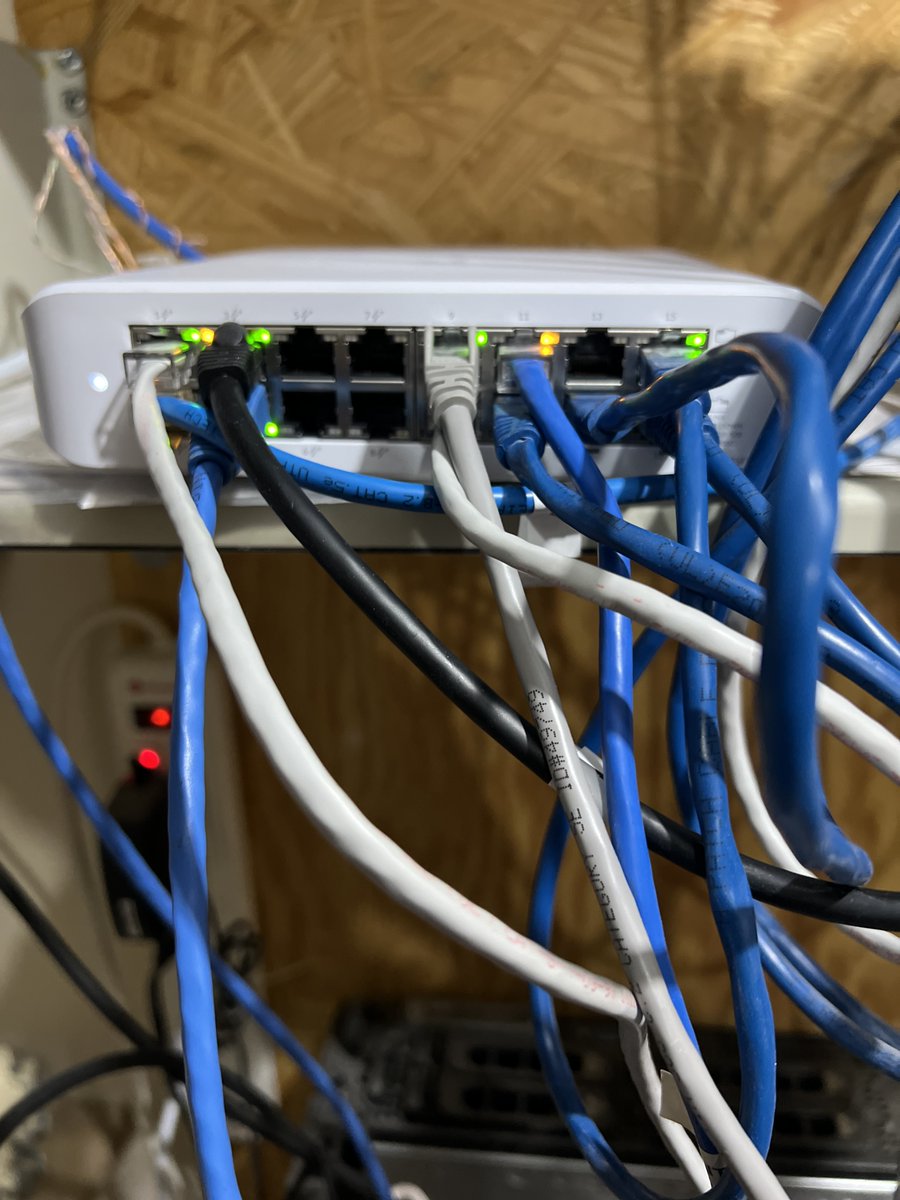 Installed new APs in different area of this office. Ran new data lines and connected it to the network. Tested internet connectivity.

#lowvoltagecabling #lowvoltagetechnician #networksystem #internet #connectivity #installation #AP #WAP #wirelessaccesspoint #accesspoints