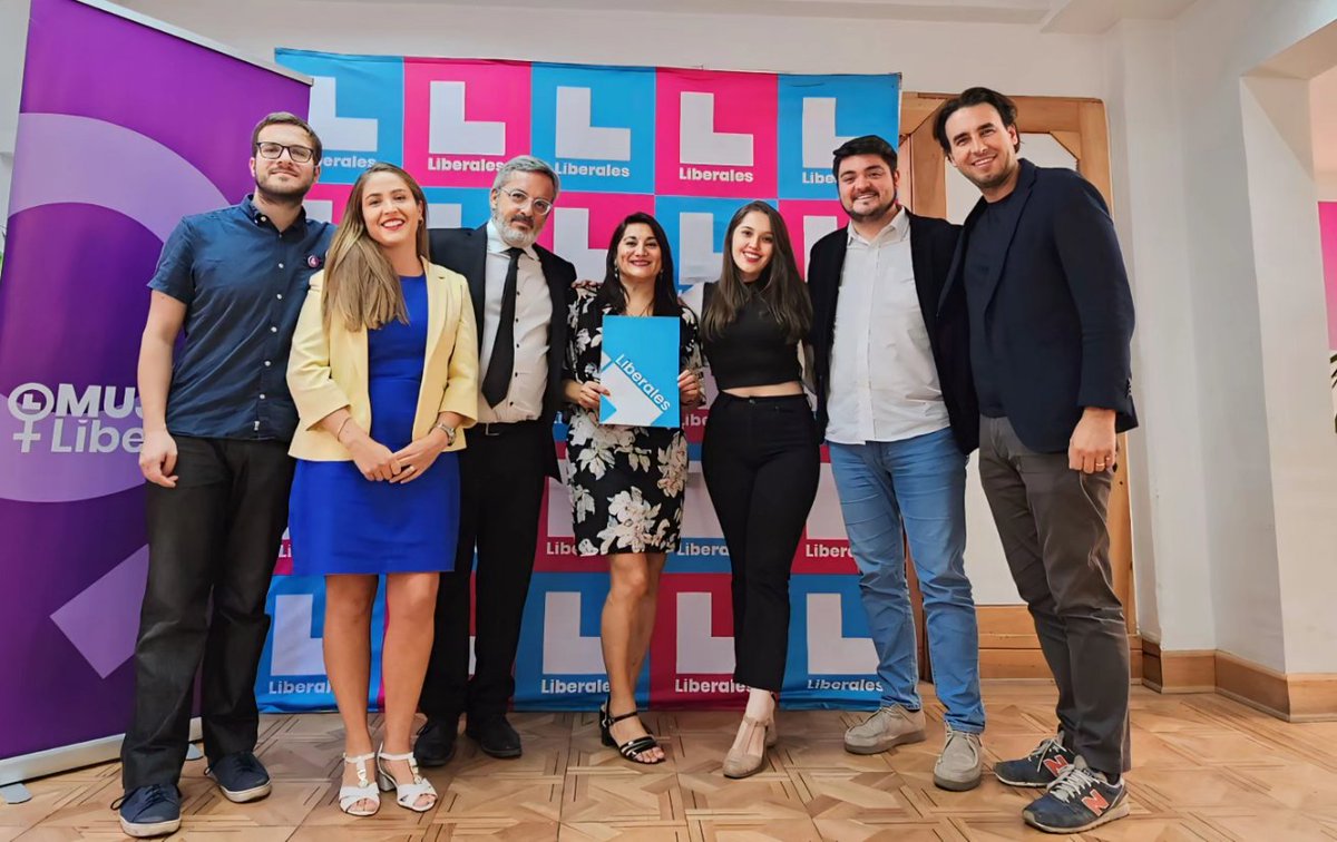 Bienvenida a la Bancada Liberal  Diputada Viviana Delgado 💜 (D8-RM). Tu fuerte compromiso con el medio ambiente, la dirigencia social y las mujeres, son inspiración para nuestra colectividad política. 

#Maipú #Pudahuel #Quilicura #Cerrillos #Lampa #Colina #TilTil #ECentral