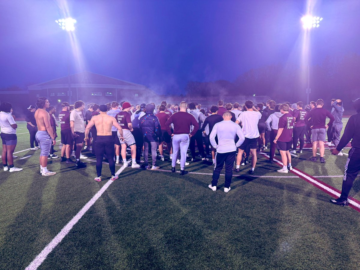 Alma College Football tweet media