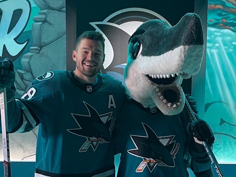 sjsharkie tweet picture