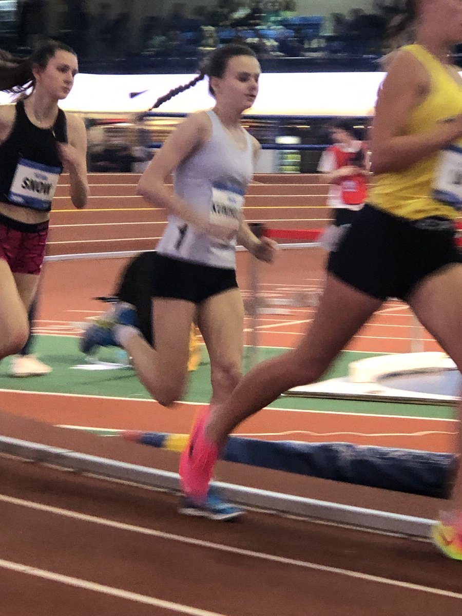 Hazel Kuniholm starting us off at New Balance Nationals with a great race in the freshman mile!