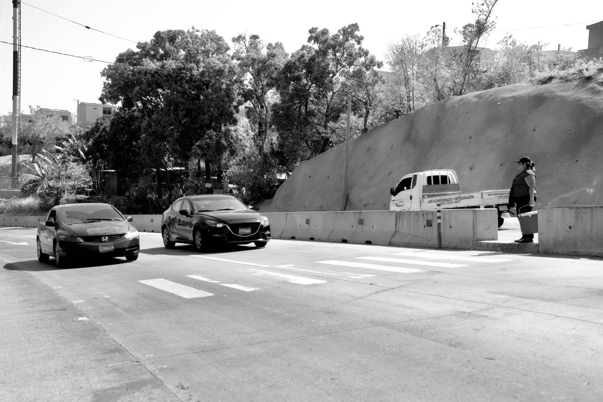 CesarGodoyNi's tweet photo. Hemos puesto como prioridad #1, la seguridad de los habitantes de Brisas de Zaragoza y zonas aledañas, que cada día arriesgan sus vidas cruzando la carretera. ⚠️🚙 https://t.co/LkMa623nN6