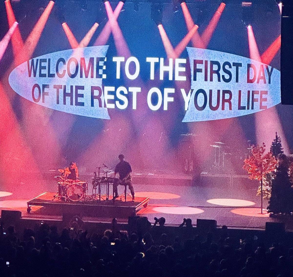 !!! <a href="/mattandkim/">MATT and KIM</a> show #7 was earlier this week!