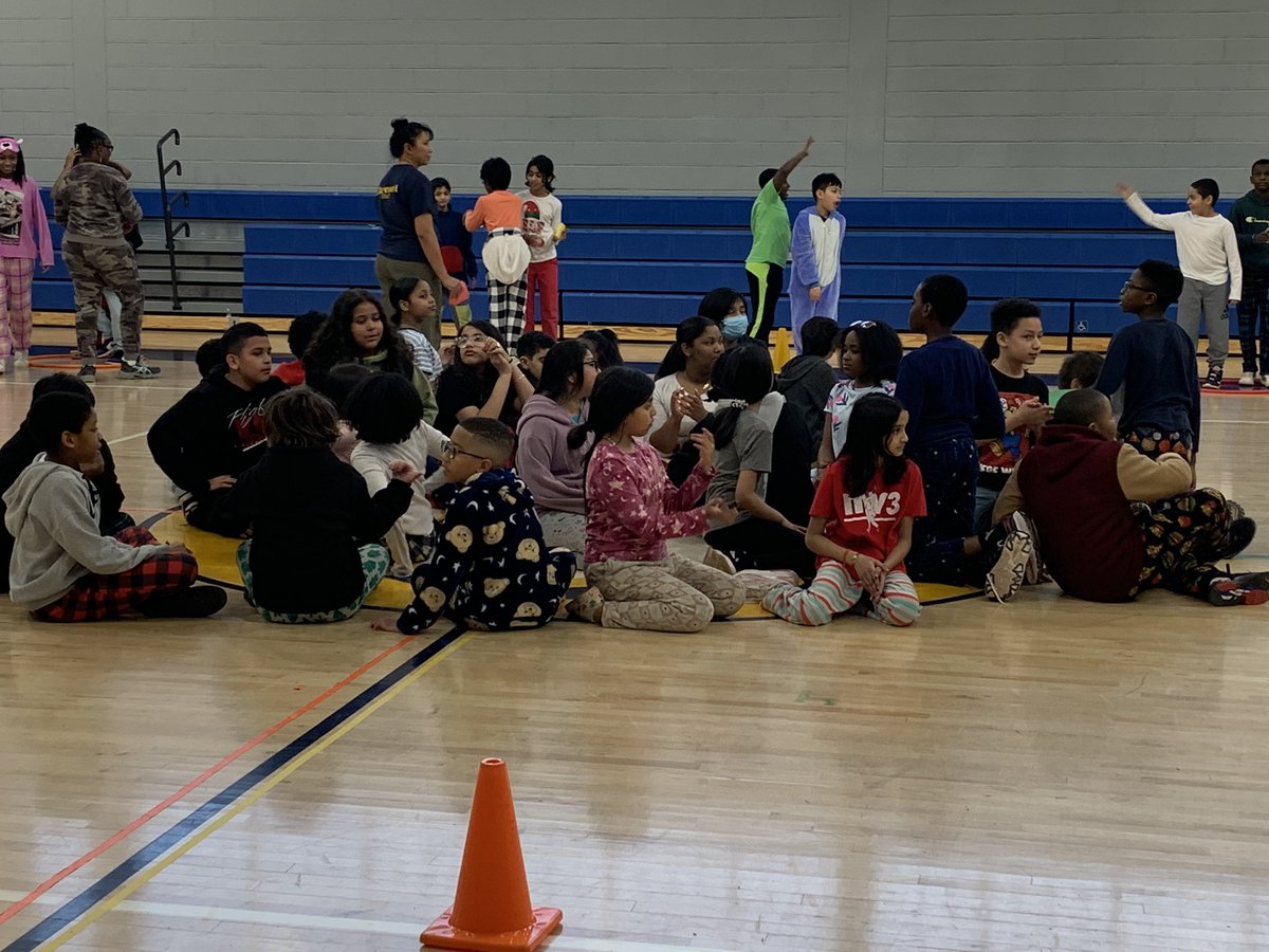 Lori K. Friedman tweet media