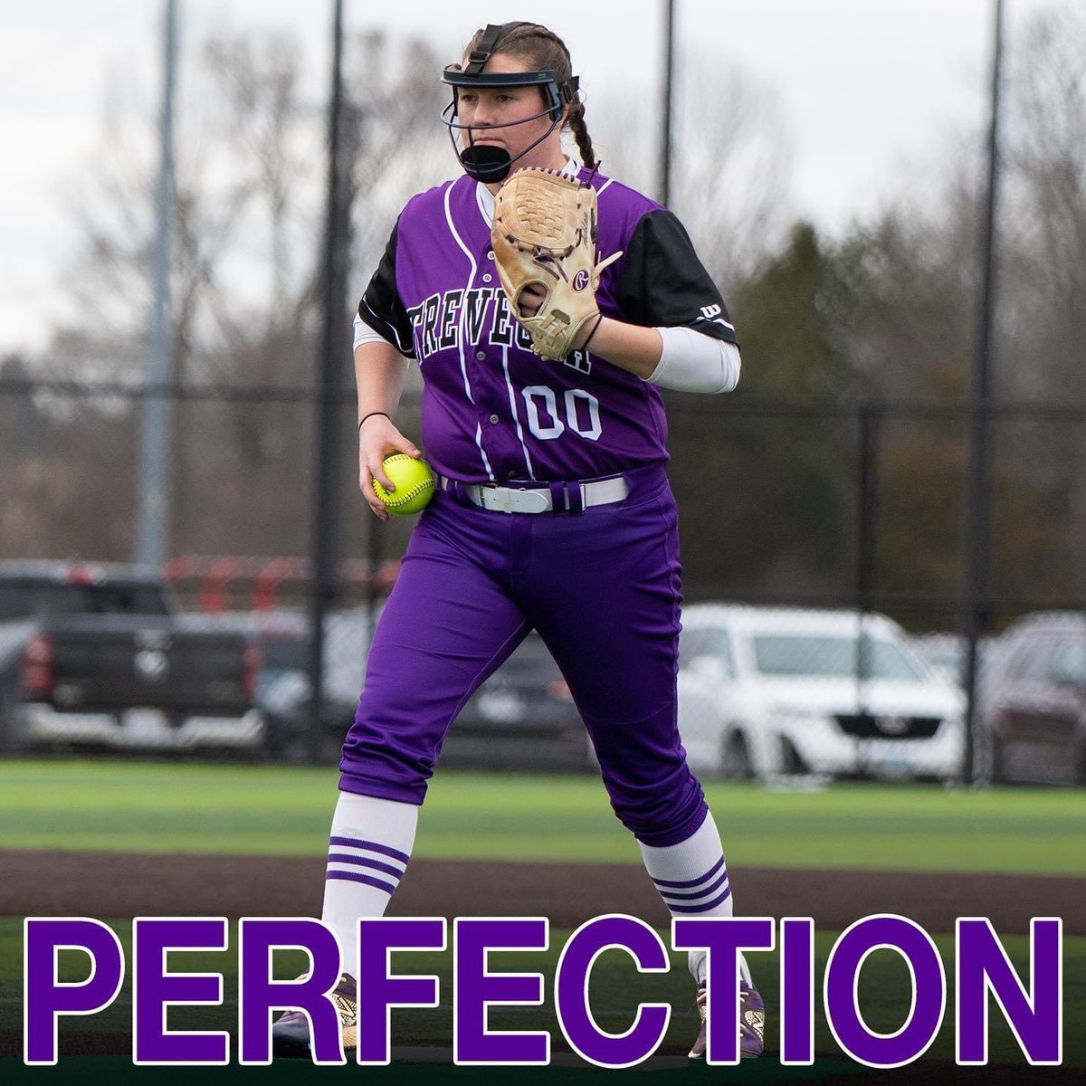Ashlan Sensing was PERFECT today!  Throws another Perfect game while the lady Trojans finish there Fla trip! 💜