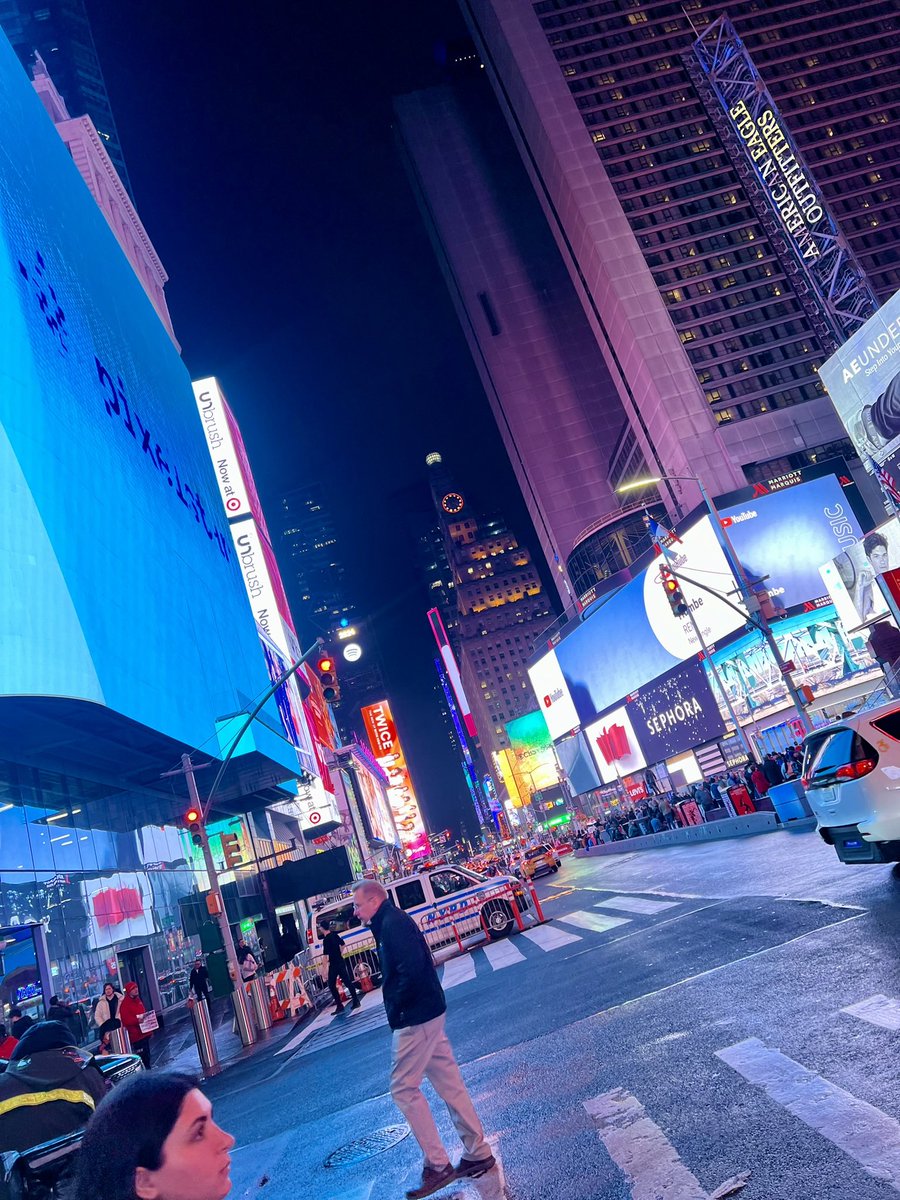 SamfordTrin's tweet photo. New York, I miss you already https://t.co/gvxqzocRGE