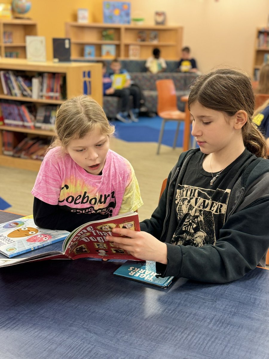 Miss Hanney tweet media