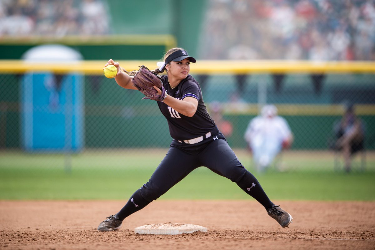 Northwestern Softball tweet media