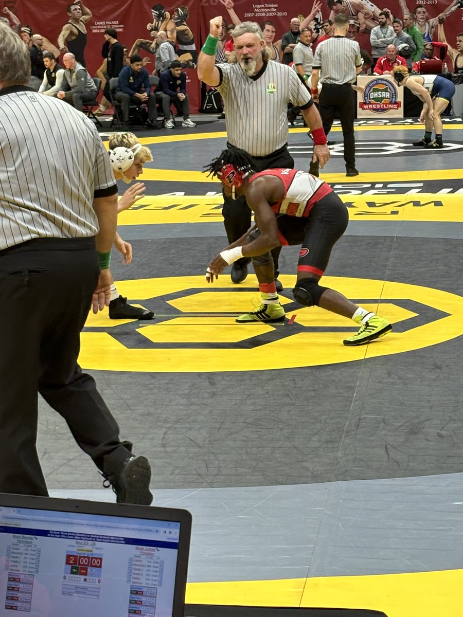 Mr. Bollmer tweet media