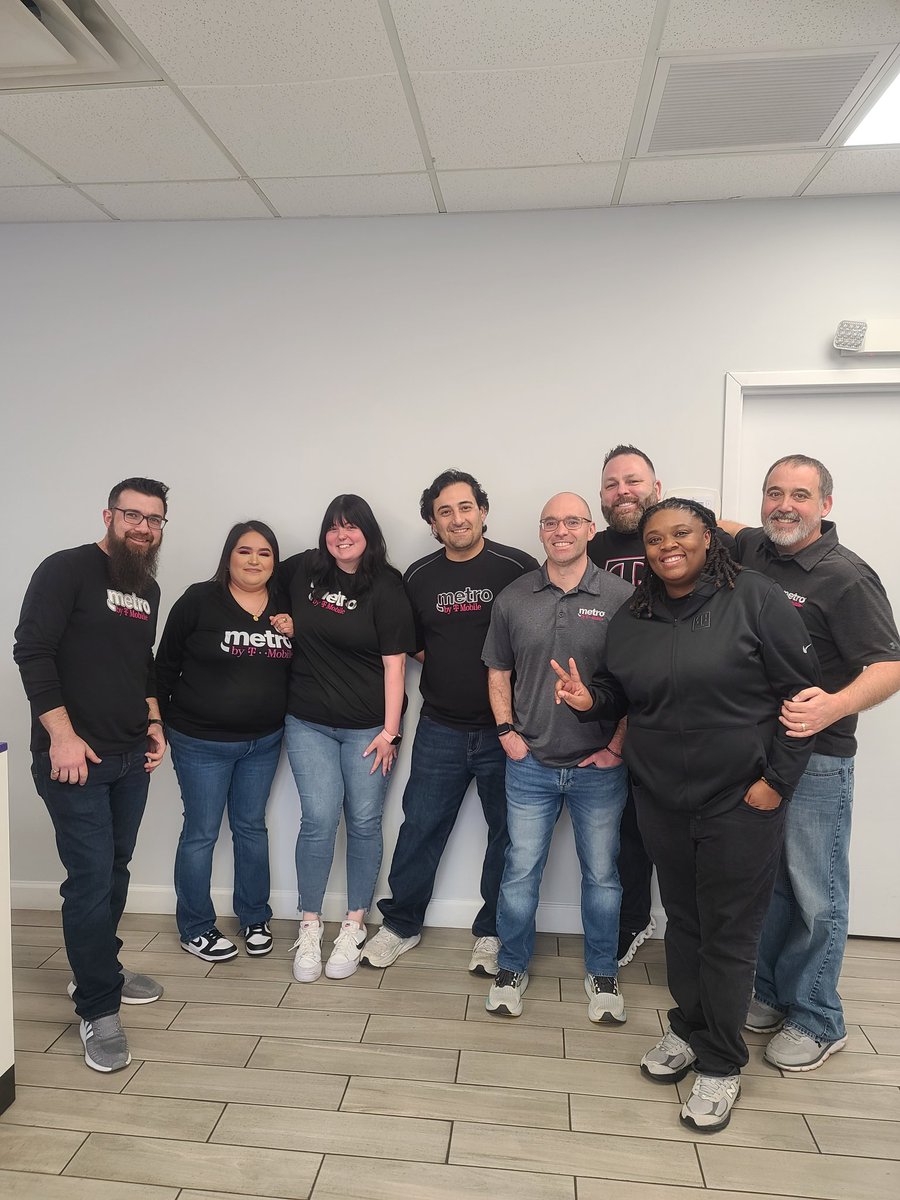 Another great Metro by T-Mobile week in North Alabama <a href="/_JazzyJasATL/">Jasmine S</a> <a href="/TonyCBerger/">Tony Berger</a> <a href="/AbdelAbunameh/">JD Abunaameh</a> #WorkShouldBeFuN