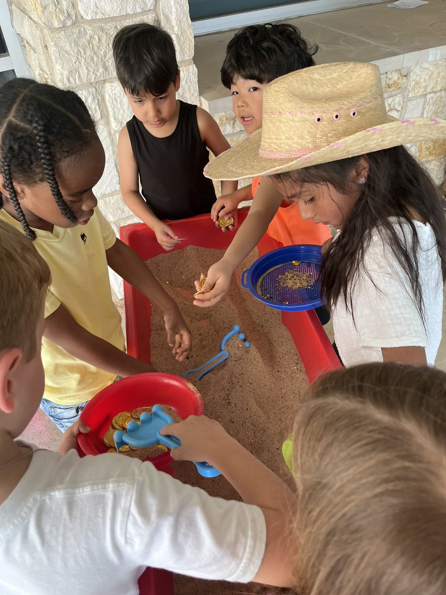 MrsKulowBES's tweet photo. Rodeo Day was so much fun! We rode in a parade, raced our horses, lassoed, painted sunsets, panned for gold, line danced, and even tried cactus juice today. My favorite Kindergarten tradition! 🐴 🌵 👢 #bengalpride https://t.co/V99eOxFlrw