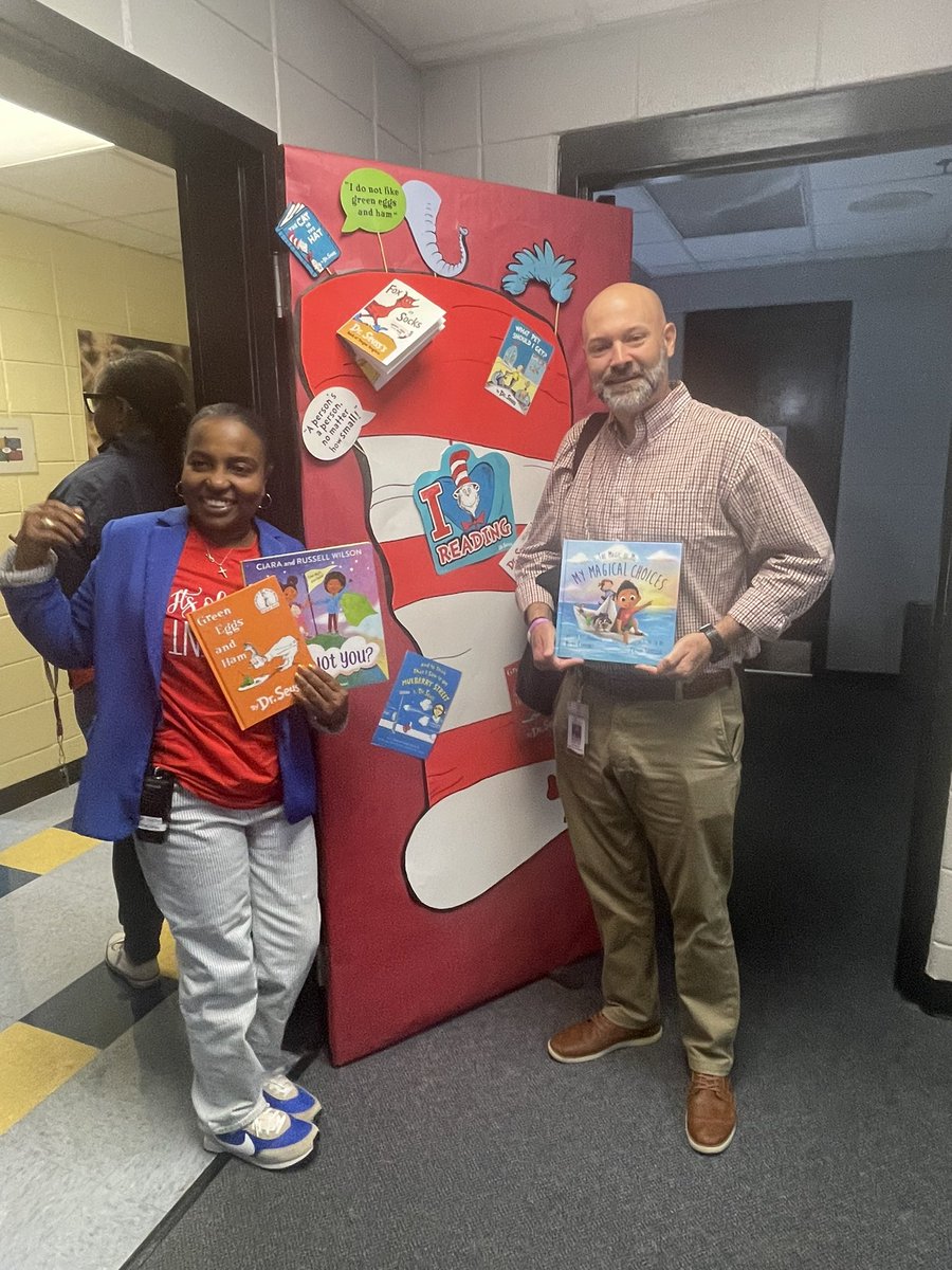 kendallfscott's tweet photo. Barack Obama once said, “Reading is the gateway skill that makes all other learning possible.”
Today LTN wrapped up Read Across America Week with some read-aloud from familiar faces and a few guest readers. @WeAreNolanOwls
#FCSREADS #EVERYCHILDREADS #READACROSSAMERICA https://t.co/9nJXVJHy3Q