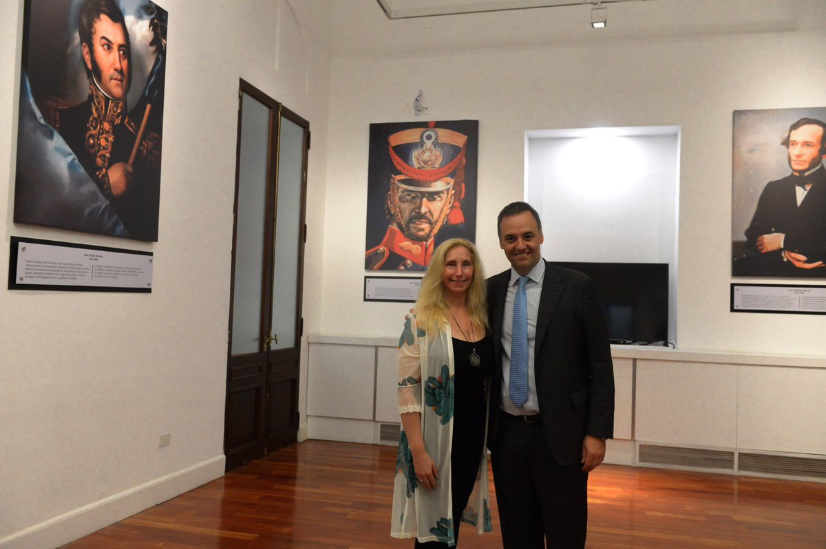 madorni's tweet photo. Recorriendo el flamante “Salón de los próceres” junto a la Secretaria General de la Presidencia Karina Milei.

Fin. https://t.co/xbM0UQFDpO
