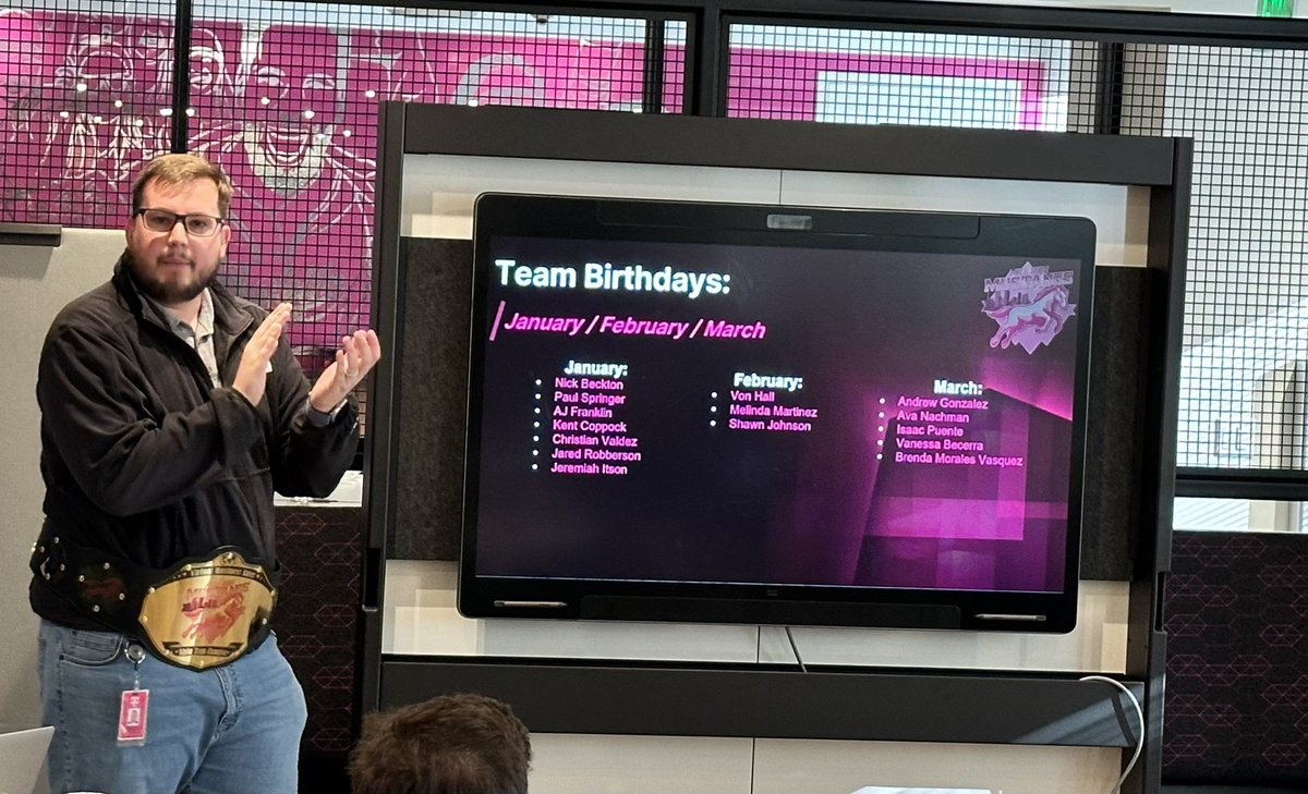 The Champ #ColbyPipher is here!!! Recognizing and celebrating the Mile High Mustangs!! #Number1Coach #Denver #MileHighMustangs @DavidCorrao @RolandFinch7