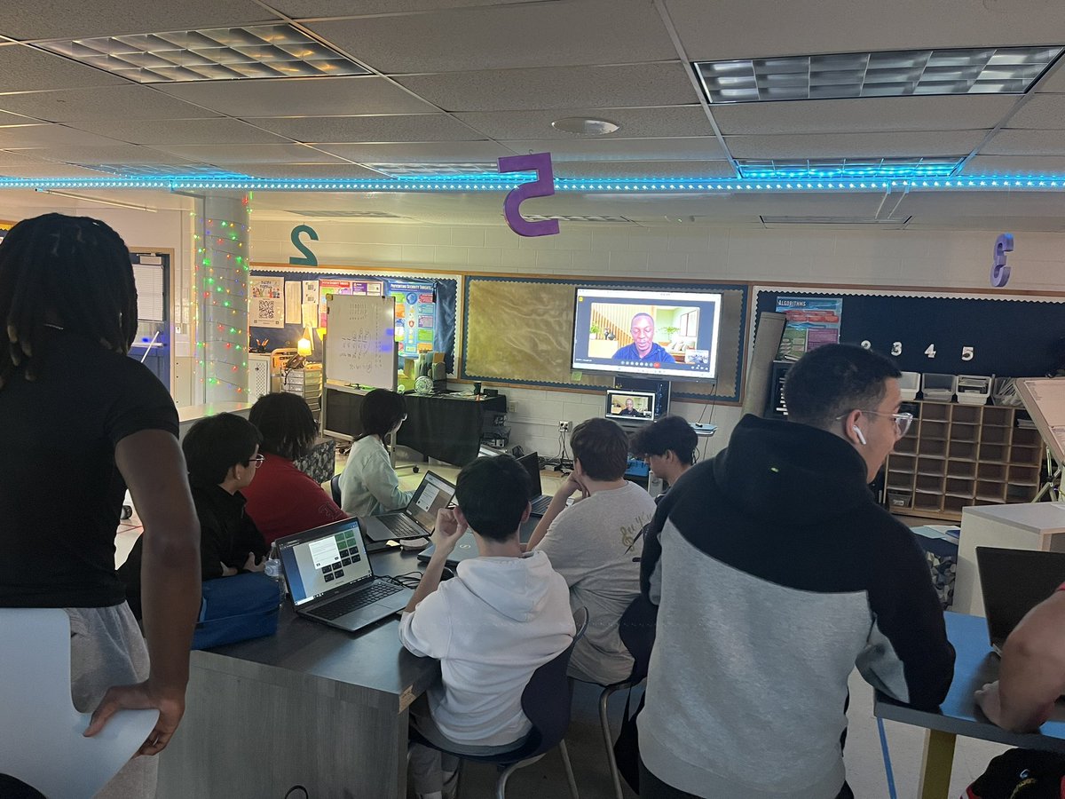 Hey, remember that time that my juniors met with Simeon Kakpovi from @KC7cyber ? Because they haven’t stopped talking about it. Gamified cybersecurity is a #gamechanger. So grateful for the opportunity to engage in some #deeperLearning

@JCPSDigIn @JCPSDL @OVECkyed @FairdaleHigh