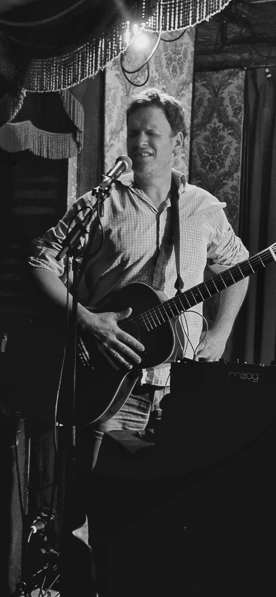 seandstanford's tweet photo. Got spoiled last night  @WorkmansDublin. A great night of music from @seamusfog and @arboristmusic. Lovin' yer work gents.✊ https://t.co/GfQVYRuQsq