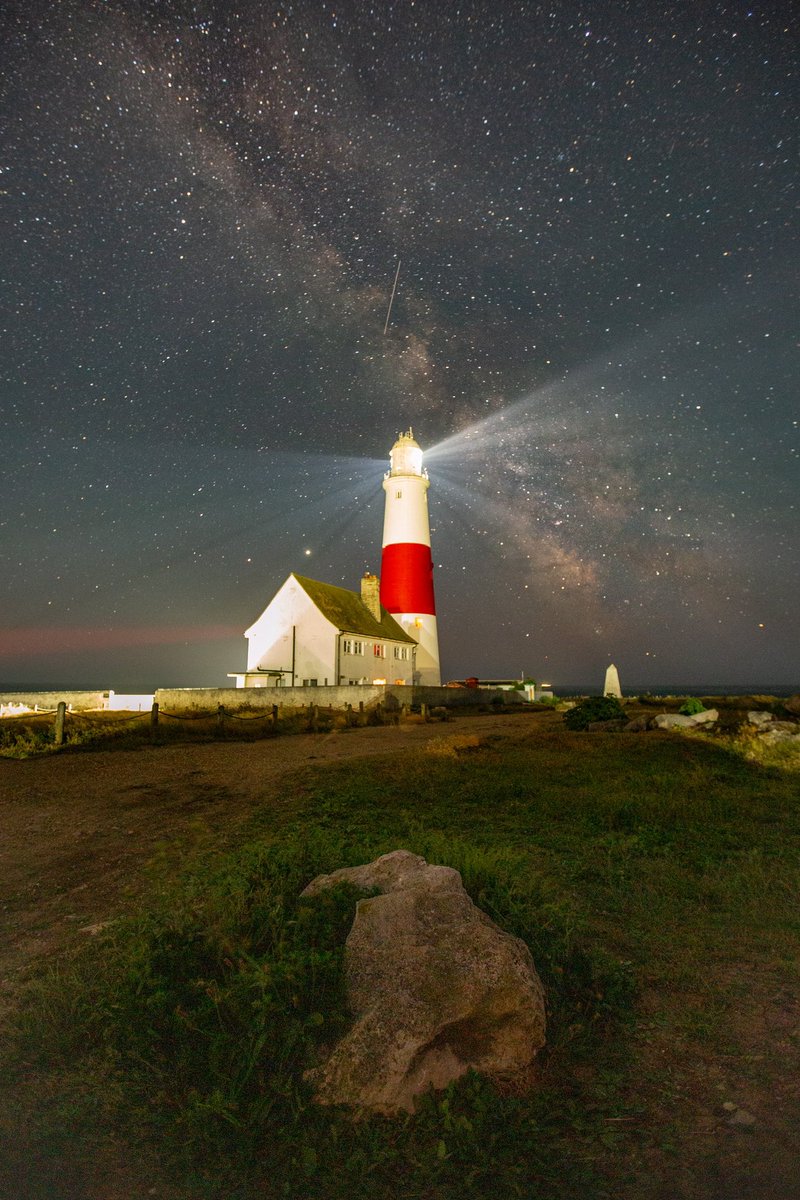 be honest ?

What time do you all go to bed 😴