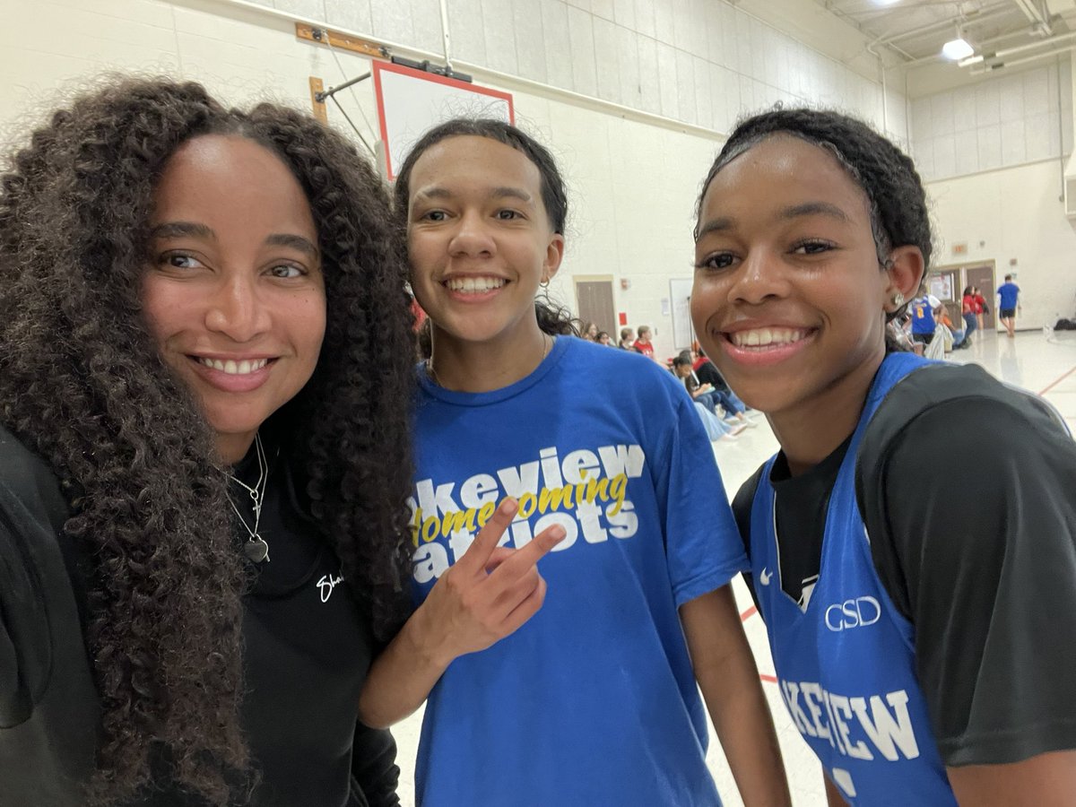 Got to see some former Braves at the student vs. faculty game. <a href="/ajcanhoop27/">Amira “AJ” Crosby</a>