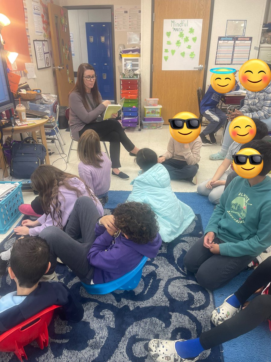 Kayla Hahn tweet media