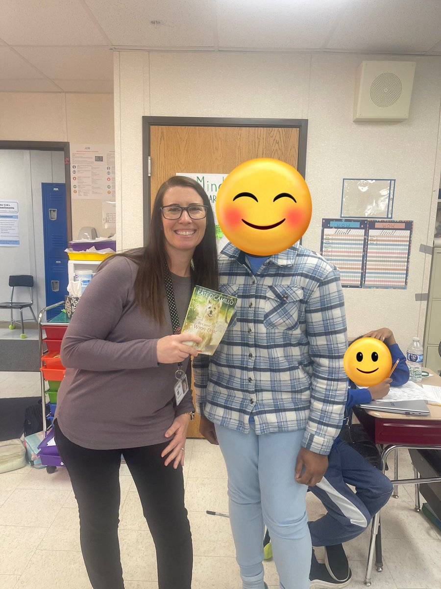 Kayla Hahn tweet media